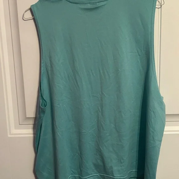 TWO Adidas sleeveless athletic ware shirts, size large - Picture 4 of 4